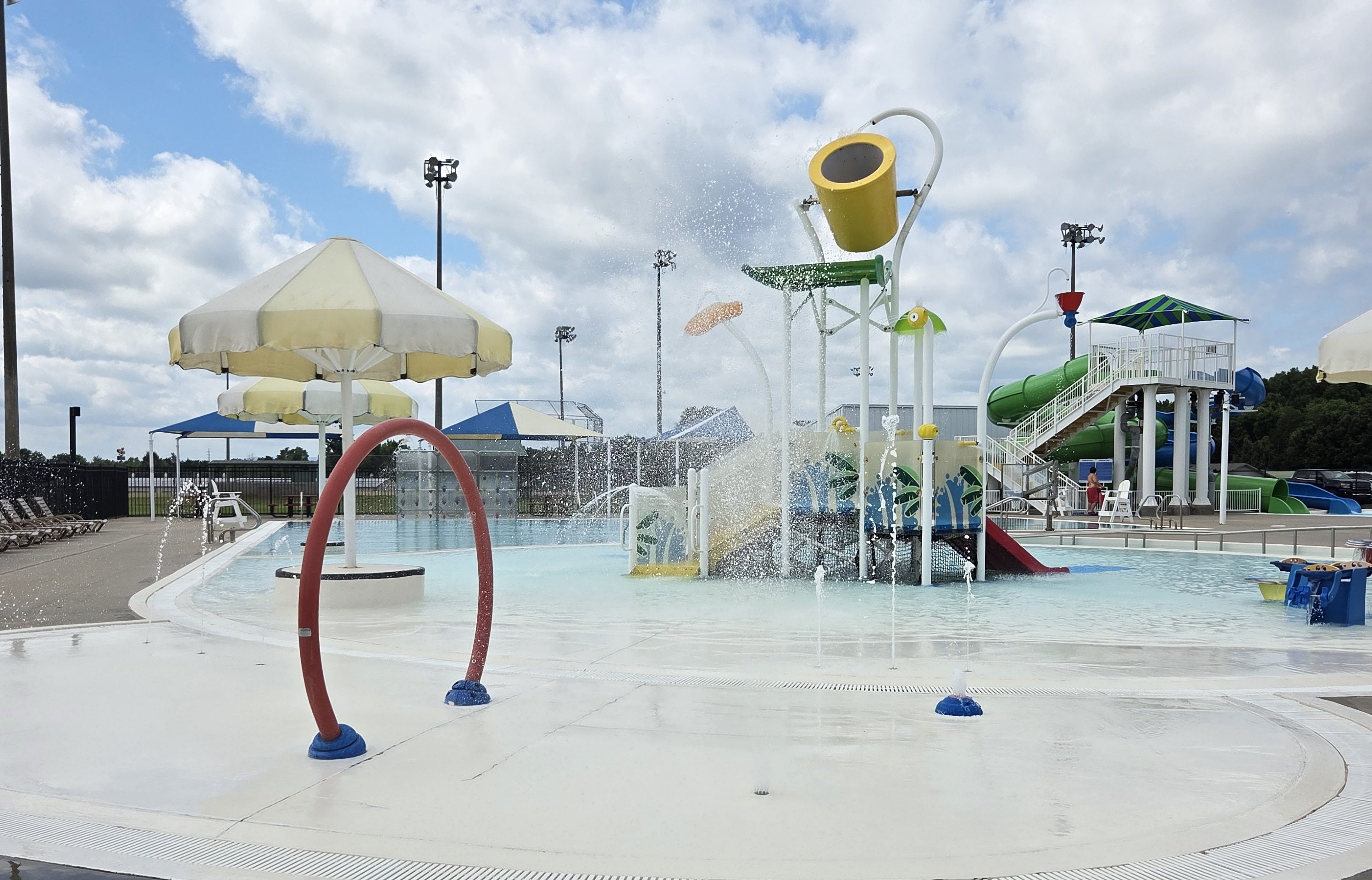 splash pad and pool at Clarksville aquatic center near Clarksville, AR